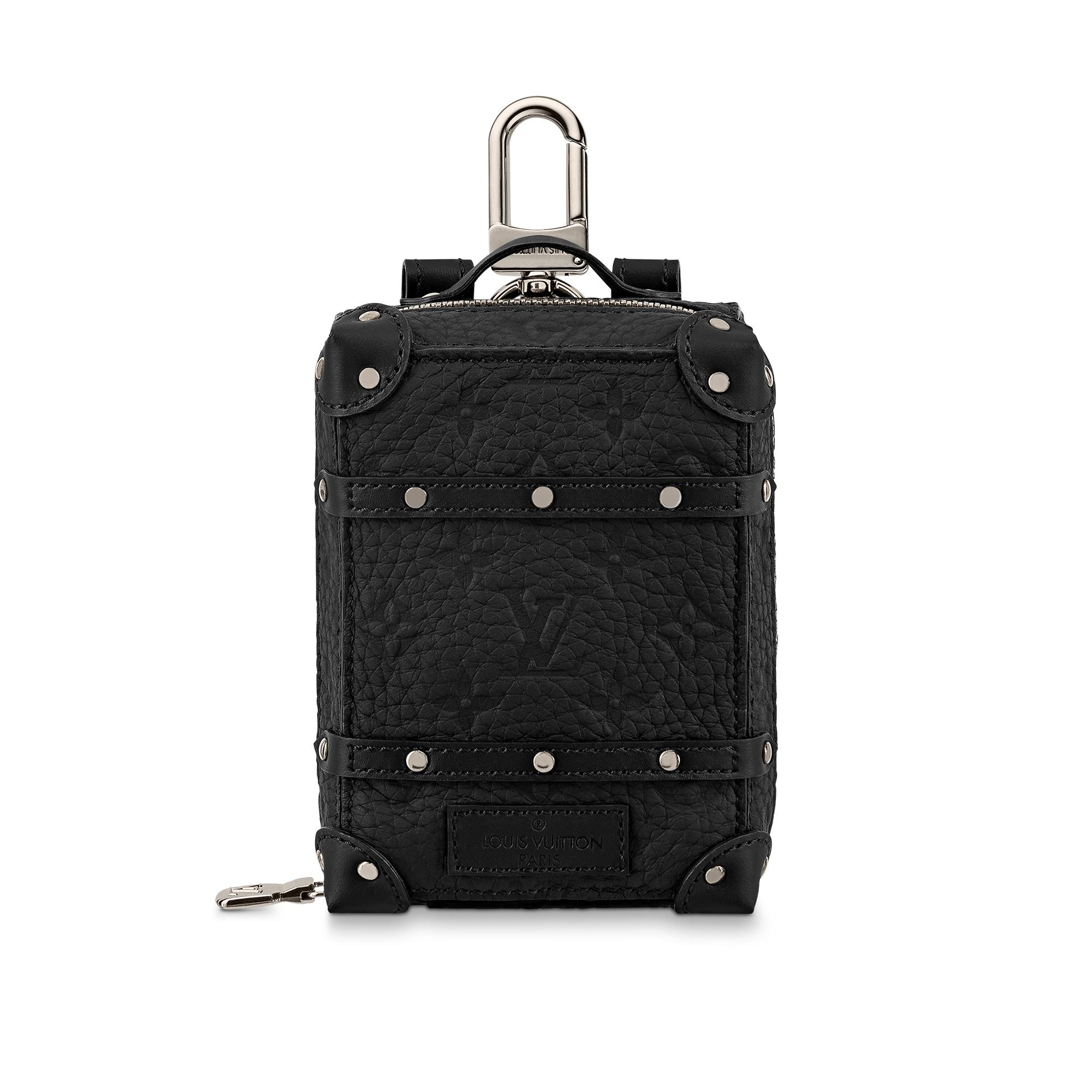 Louis vuitton hot sale backpack bag charm